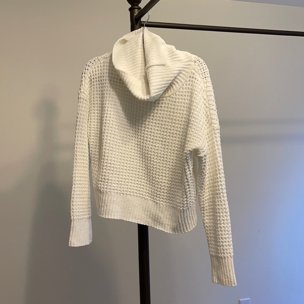 White cropped sweater